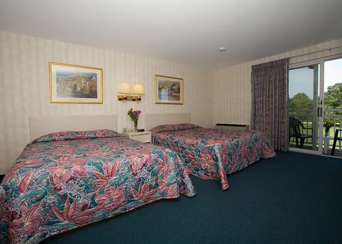 Winnapaug Inn